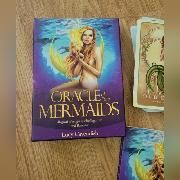 Oracle of Mermaids deck and guide book - Picture 4 of 4